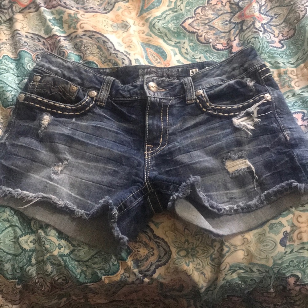 Miss Me denim cut off shorts